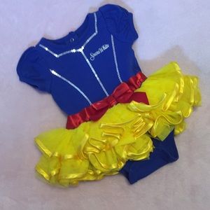 Disney Baby Snow White Onsie/Outfit